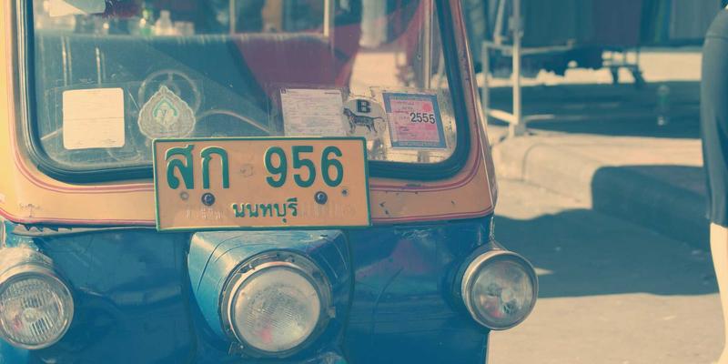 AI for Science新范式：人工智能如何加速新材料研发与发现 | 技术动态与市场分析