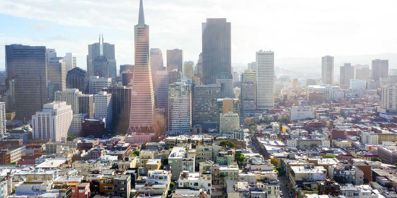 FAA20时代智能网联汽车城市级示范运营政策深度解读与商业模式创新案例分析