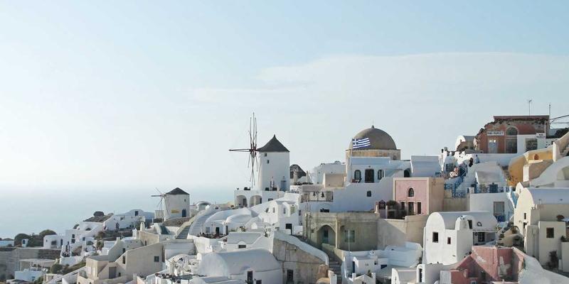 工业互联网平台：制造业数字化转型的实践路径与技术动态分析