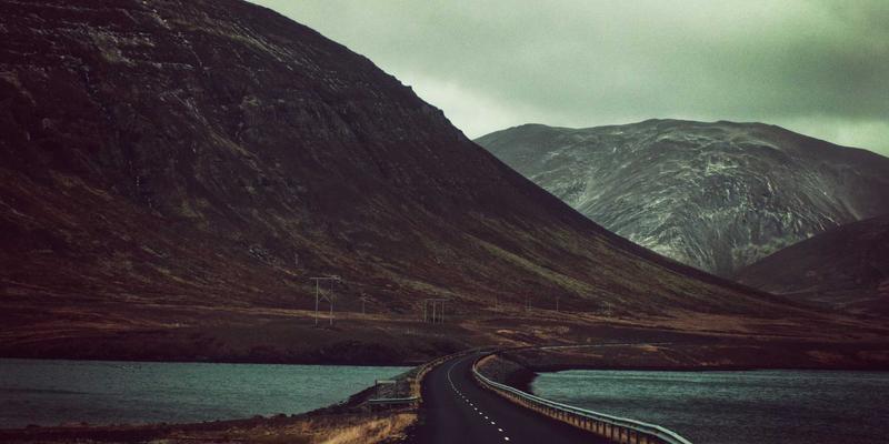 技术动态与市场分析：工业互联网平台如何成为制造业数字化转型的核心门户